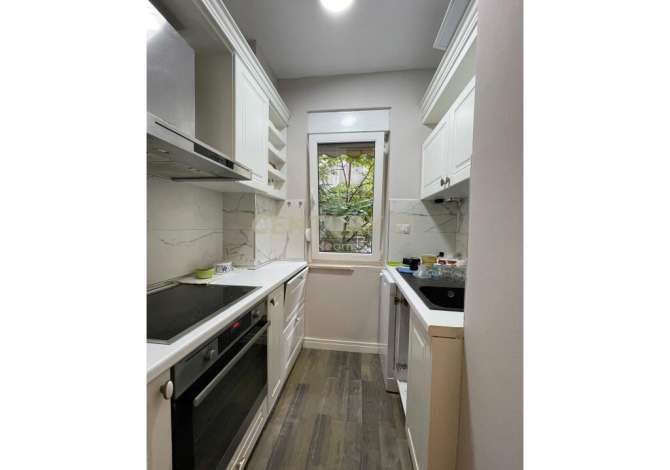 Shtepi me qera 2+1 ne Tirane - 950 Euro