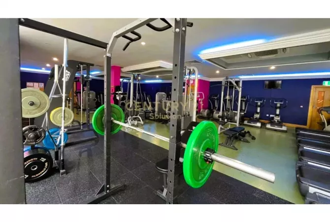 Ambient biznesi me qera 3+1 ne Tirane - 3,500 Euro