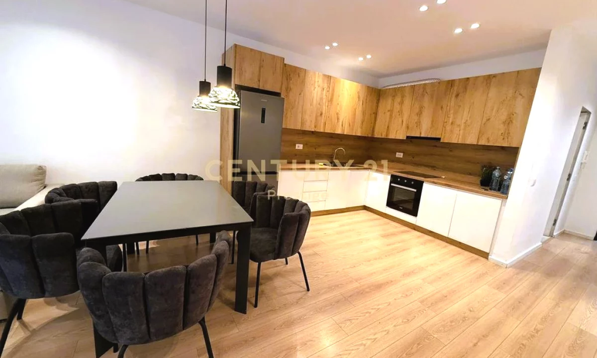 Apartment for sale in Tirana 2+1, Furnished