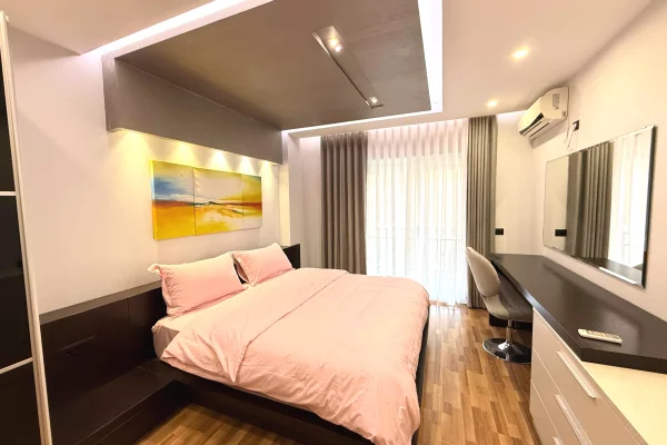 Shtepi me qera 2+1 ne Tirane - 1,500 Euro