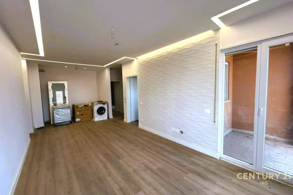 Shtepi ne shitje 2+1 ne Tirane - 260,000 Euro