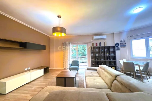 Apartament 2+1 me qera tek Liqeni i Thate