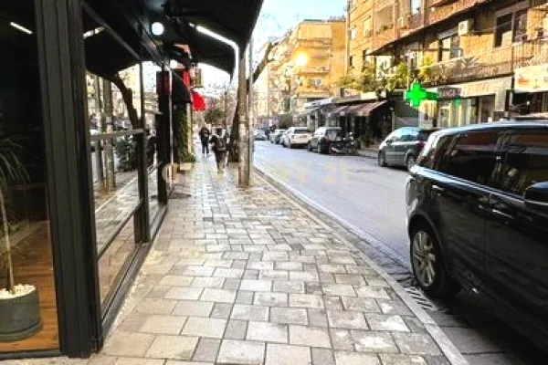 Ambient biznesi me qera 1+1 ne Tirane - 60,000 Leke
