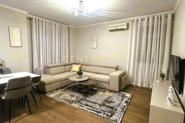 Shtepi me qera 1+1 ne Tirane - 750 Euro