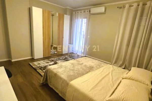 Shtepi me qera 1+1 ne Tirane - 750 Euro