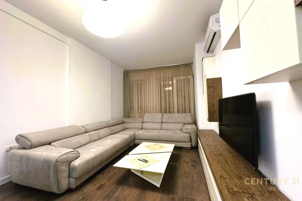 Shtepi ne shitje 2+1 ne Tirane - 180,000 Euro
