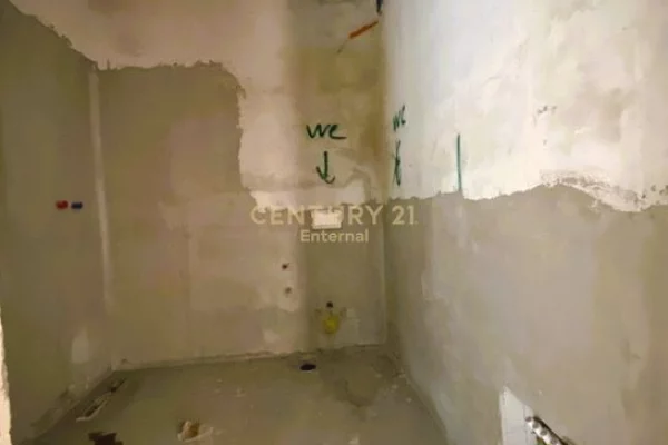 House for Sale 2+1 in Tirana - 215,000 Euro