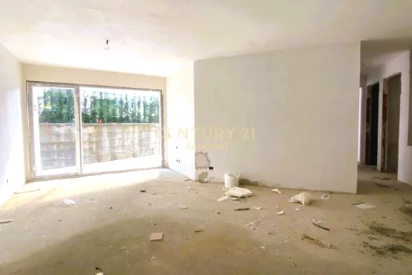 House for Sale 2+1 in Tirana - 215,000 Euro
