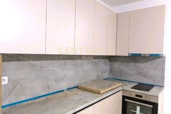 Shtepi me qera Apartament ne Tirane, 2+1, Mobilimi E mobiluar, Pagesa 500  Euro.