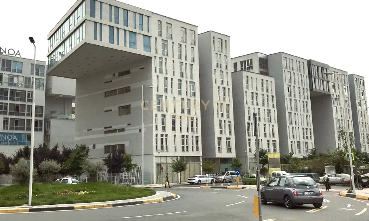 Apartament 2+1 me Qira te Kika 2, (bosh,i Pershtatshem per Klinika), Komuna e Parisit