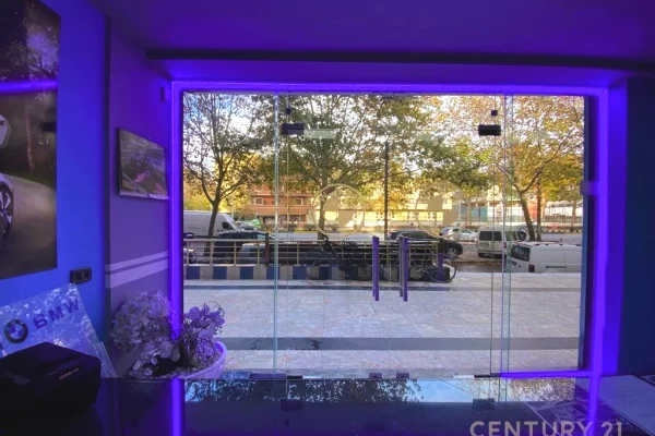 LAPRAKE BUZE RRUGES KRYESORE SHESIM NJESI BIZNESI