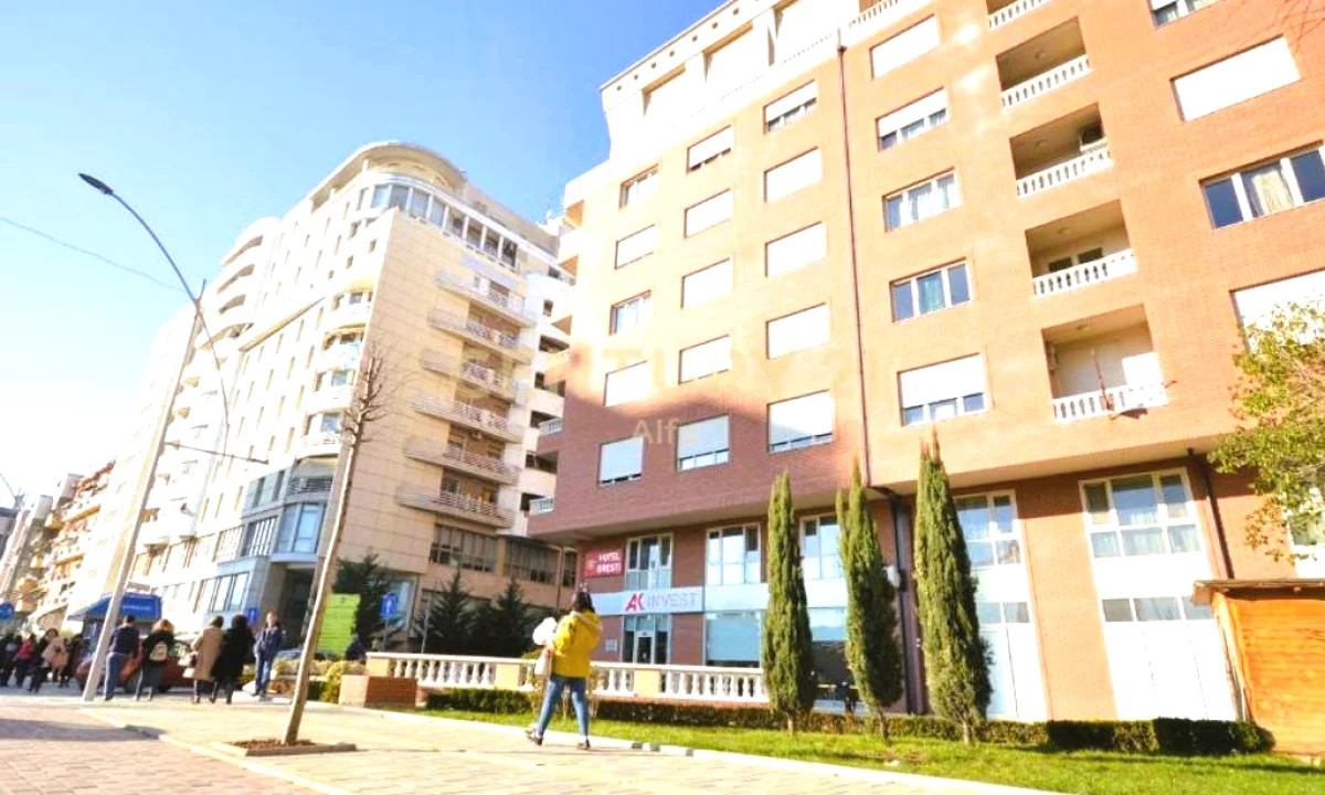 Njesi Sherbimi per Qira prane Qendres!