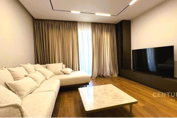 Shtepi me qera 2+1 ne Tirane - 1,500 Euro