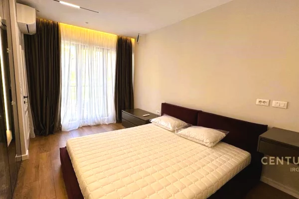 Shtepi me qera 2+1 ne Tirane - 1,500 Euro