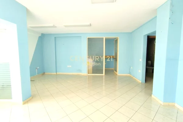 Shtepi me qera 2+1 ne Tirane - 520 Euro