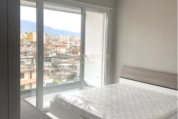 Shtepi me qera 2+1 ne Tirane - 70,000 Leke