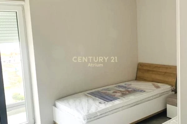 Shtepi me qera Apartament ne Tirane, 2+1, Mobilimi E mobiluar, Pagesa 70,000  Leke.