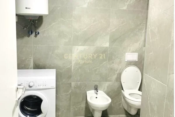 Shtepi me qera Apartament ne Tirane, 2+1, Mobilimi E mobiluar, Pagesa 70,000  Leke.