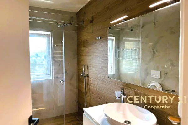 Luxury villas for rent in Tirana 6+1, Furnished