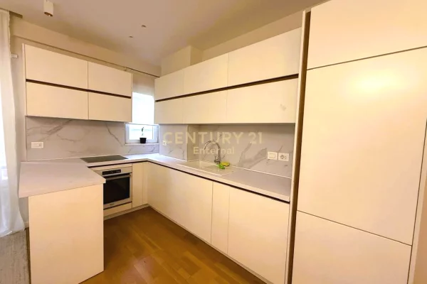 House for Rent 2+1 in Tirana - 700 Euro