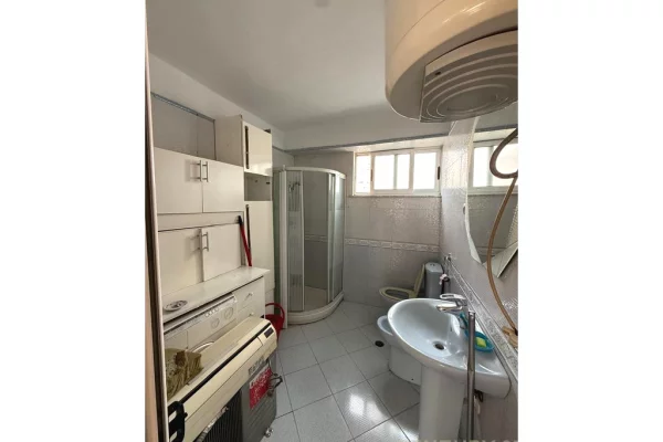 Appartamento in affitto a Tirana 3+1, Arredato