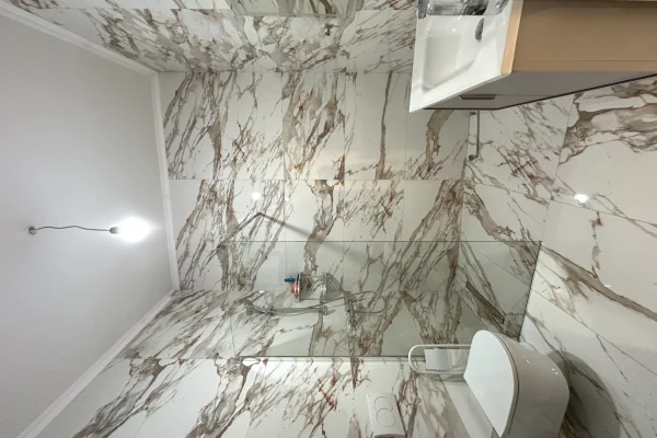 Appartamento in vendita a Tirana 1+1, Arredato