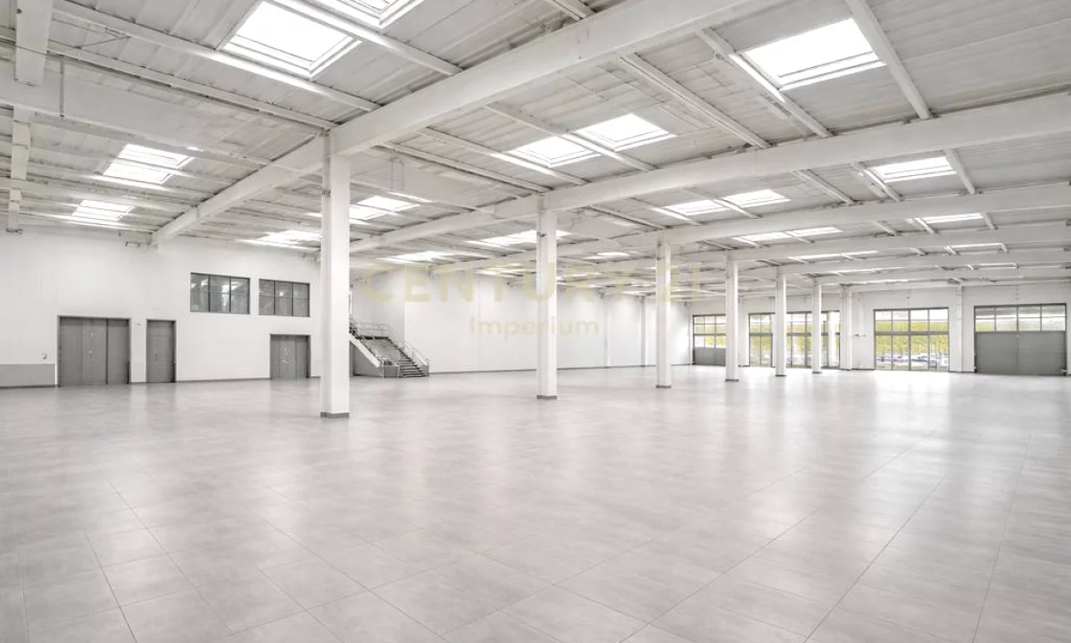 JEPET ME QIRA MAGAZINE 1100M2 NE KOMBINAT