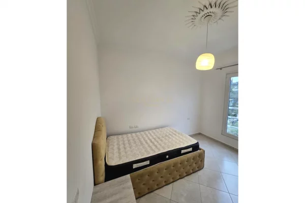 Shtepi me qera Apartament ne Tirane, 2+1, Mobilimi E mobiluar, Pagesa 900  Euro.