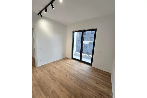 Jepet me Qira Apartament 1+1 për Zyra!