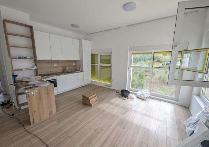 Shtepi me qera 2+1 ne Tirane - 450 Euro