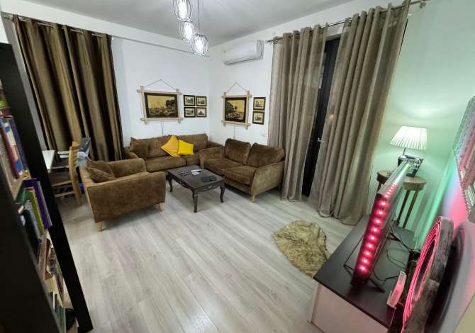 Shtepi ne shitje 2+1 ne Tirane - 185,000 Euro
