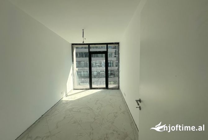 Shtepi me qera 2+1 ne Tirane - 1,000 Euro