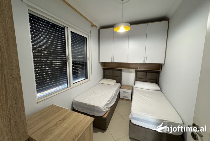 Shtepi me qera Apartament ne Tirane, 2+1, Mobilimi E mobiluar, Pagesa 600  Euro.