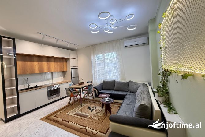 Shtepi me qera 1+1 ne Tirane - 550 Euro