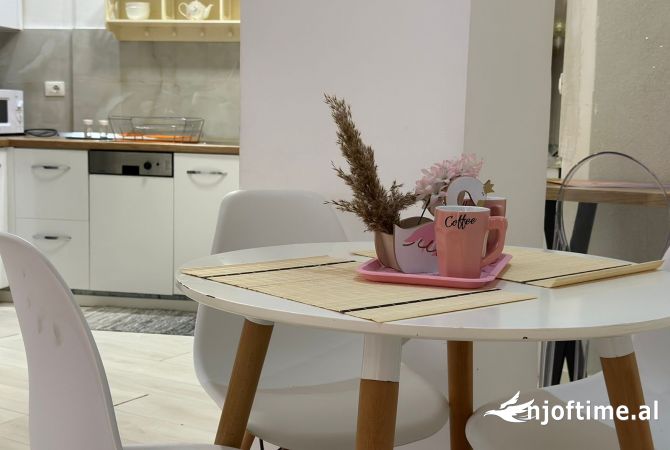 Shtepi me qera 2+1 ne Tirane - 700 Euro