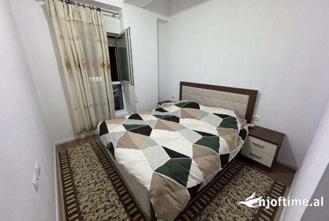 Shtepi me qera Apartament ne Tirane, 1+1, Mobilimi E mobiluar, Pagesa 600  Euro.
