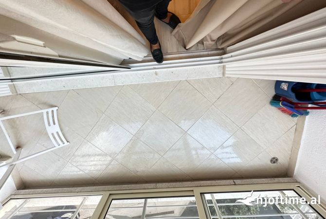 Shtepi me qera Apartament ne Tirane, 1+1, Mobilimi E mobiluar, Pagesa 500  Euro.