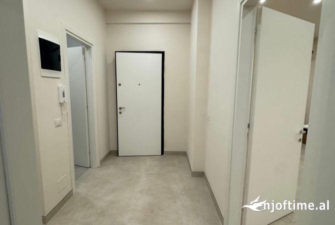 Shtepi me qera 2+1 ne Tirane - 80,000 Leke