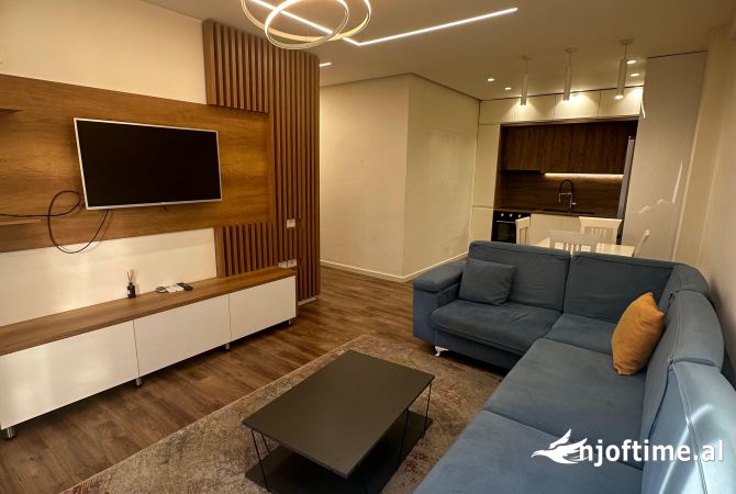 Shtepi me qera 2+1 ne Tirane - 600 Euro