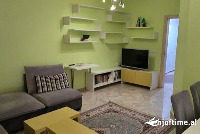 Shtepi me qera 1+1 ne Tirane - 600 Euro