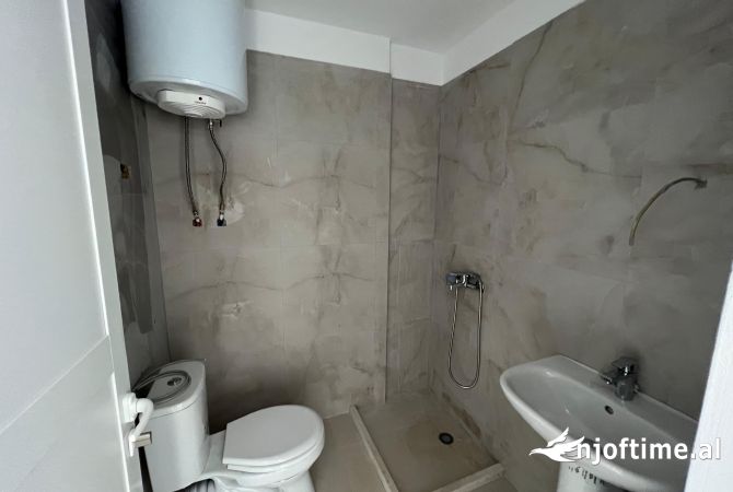 Ambient me qera shkolla osman myderizi 