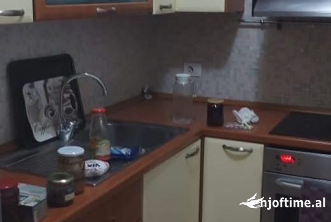 Shtepi me qera 1+1 ne Tirane - 580 Euro