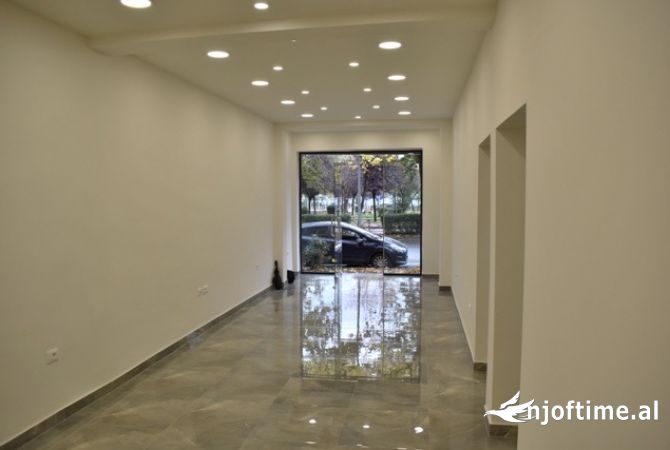 Ambient biznesi ne shitje 1+1 ne Tirane - 525,000 Euro