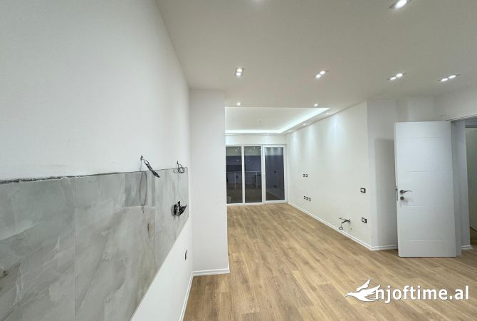 Shtepi me qera 1+1 ne Tirane - 600 Euro