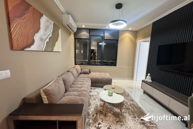 Shtepi me qera 1+1 ne Tirane - 48,000 Leke