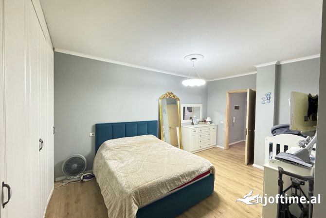 Shtepi me qera Apartament ne Tirane, 1+1, Mobilimi E mobiluar, Pagesa 550  Euro.