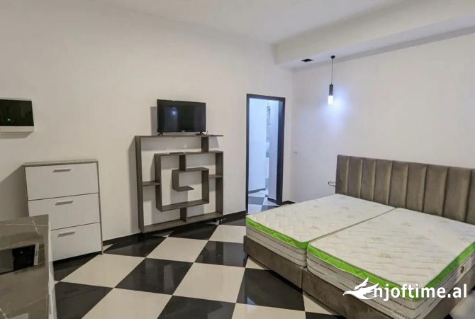 Casa in affitto Garsoniere a Tirana - 350 Euro