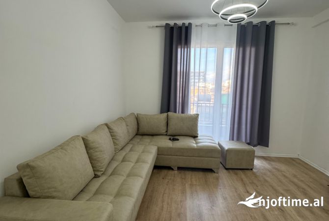 Shtepi me qera 2+1 ne Tirane - 500 Euro
