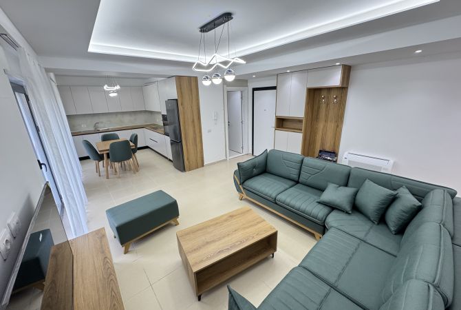 Shtepi me qera 2+1 ne Tirane - 1,000 Euro