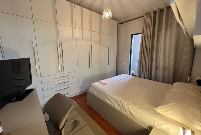 Shtepi me qera Apartament ne Tirane, 1+1, Mobilimi E mobiluar, Pagesa 600  Euro.